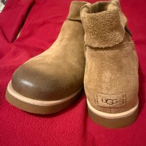 UGG Josefene Cuff ankle boots
